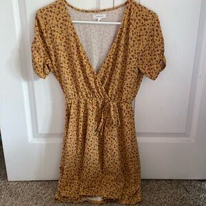 Florals yellow flowy dress